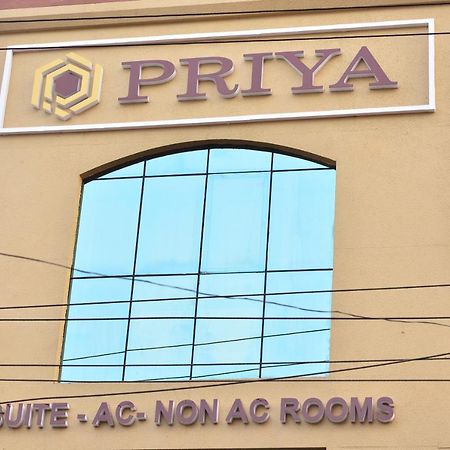 Hotel Priya Kottakkal Exteriér fotografie